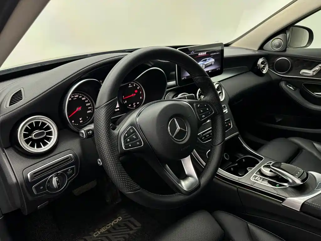 Mercedes-Benz C-Class — миниатюра 26