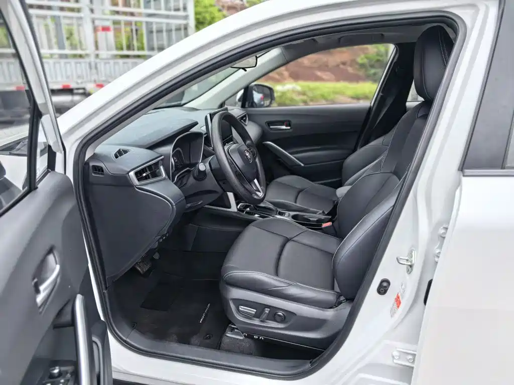 Toyota Frontlander — миниатюра 12