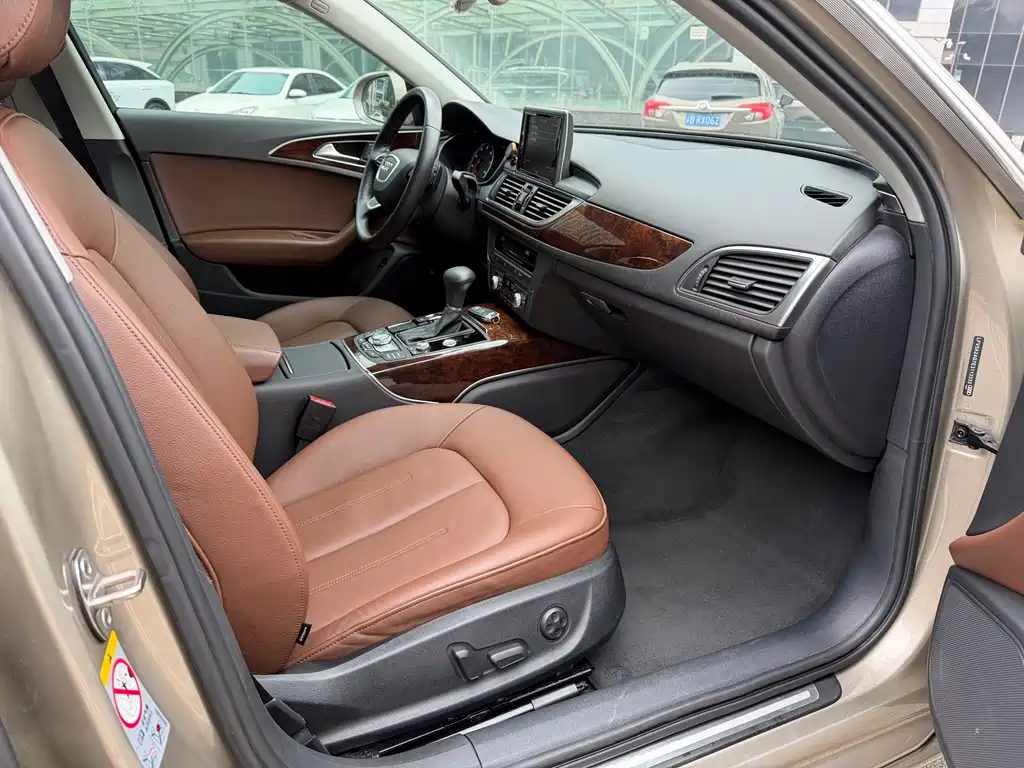 Audi A6L — миниатюра 10