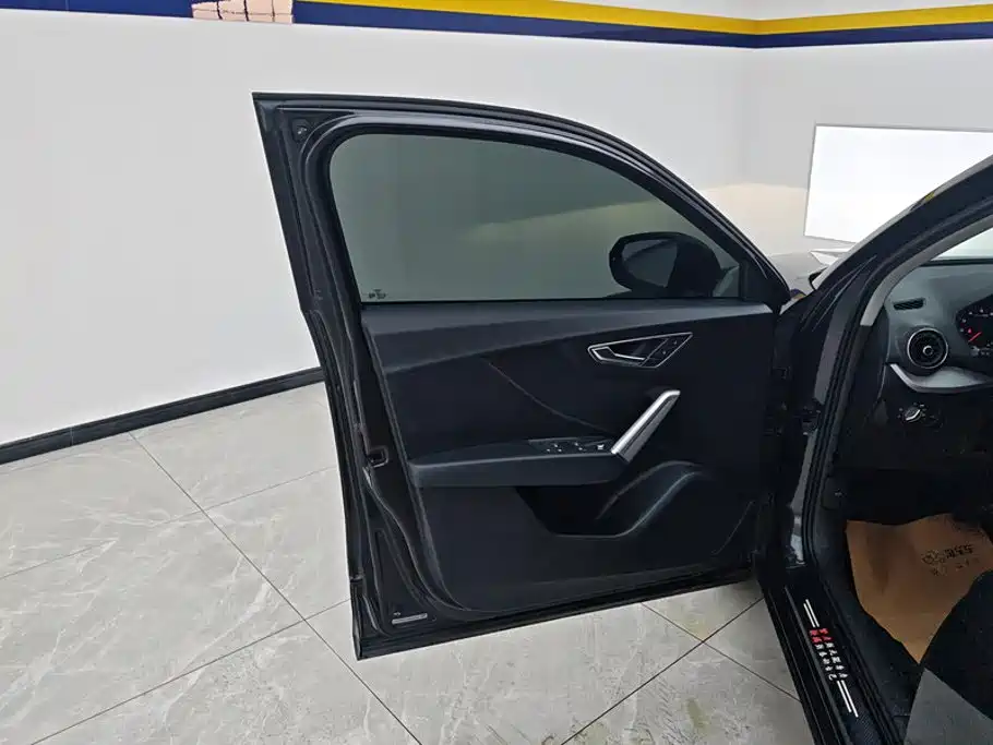 Audi Q2L — миниатюра 7