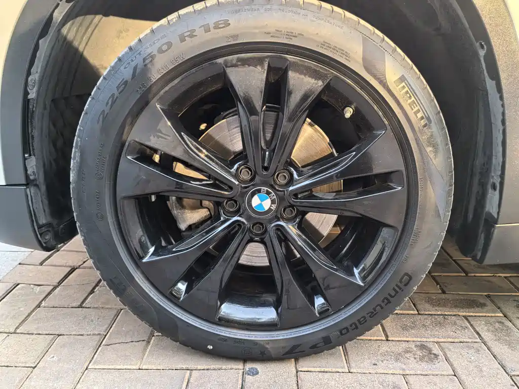 BMW X1 — миниатюра 4