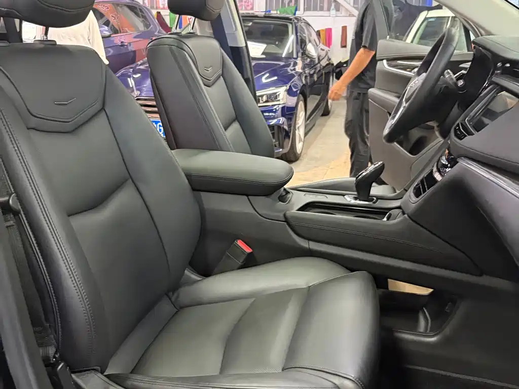 Cadillac XT5 — миниатюра 11
