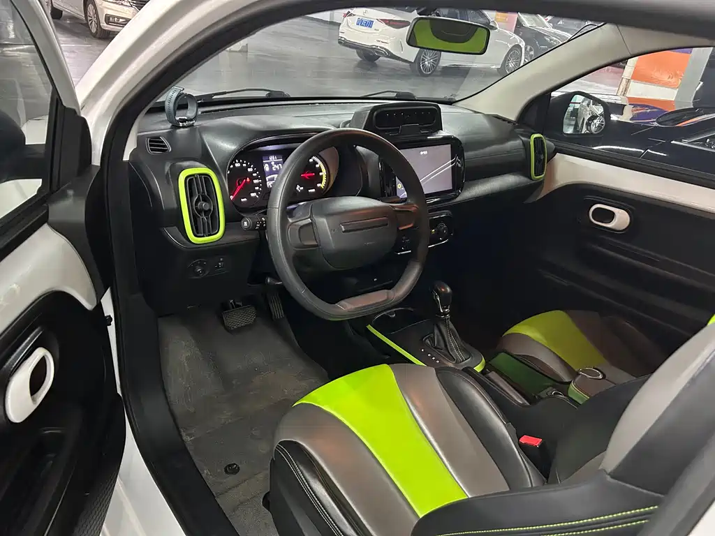 Roewe Clever — миниатюра 6