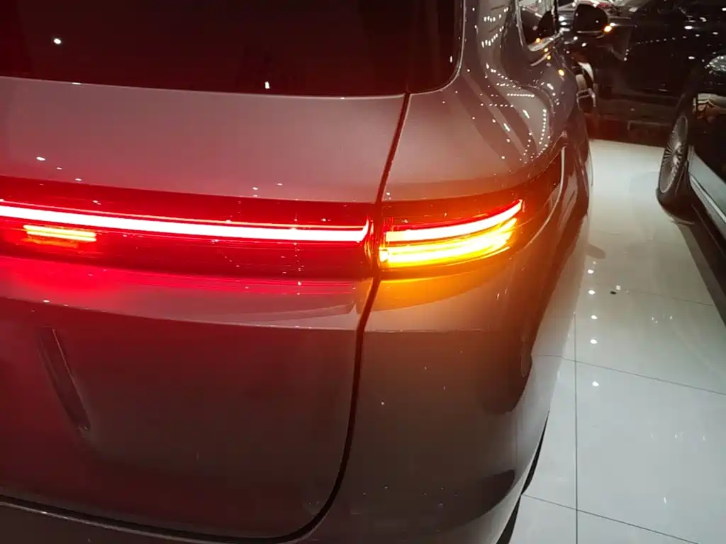 Li Auto Li L9 — миниатюра 8