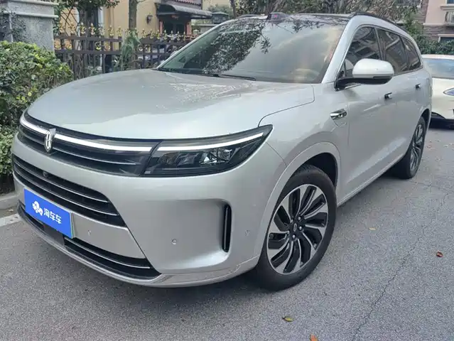 HONGMENG ZHIXING ASK THE WORLD M7 2024