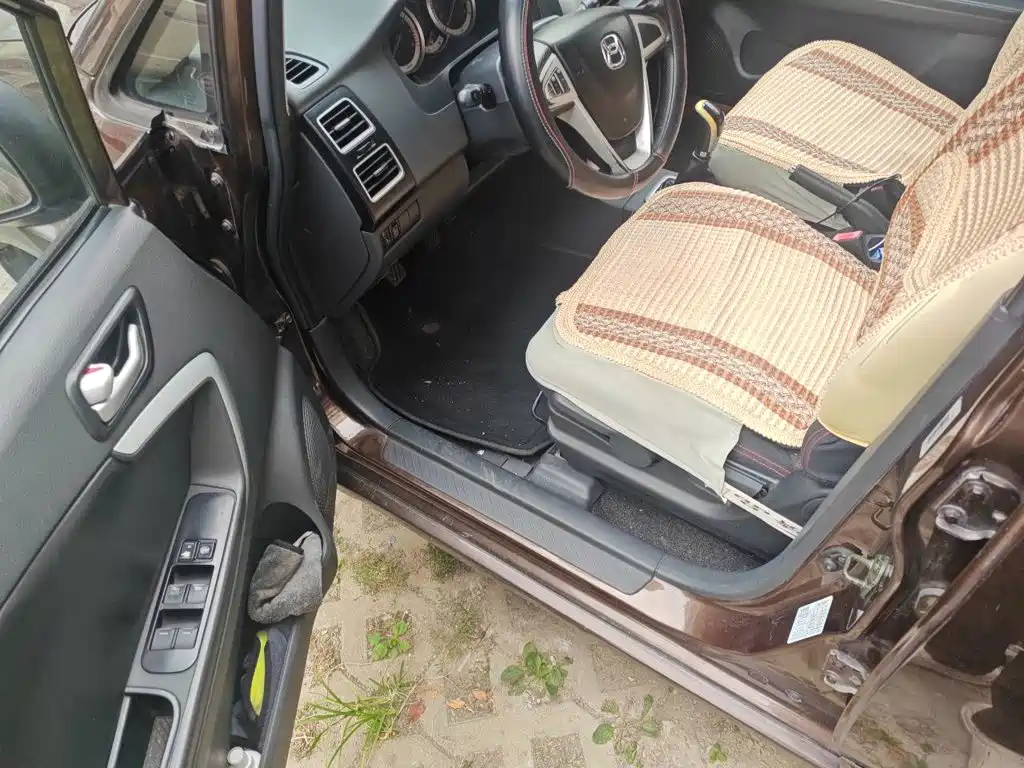 Suzuki Liana A6 — миниатюра 13