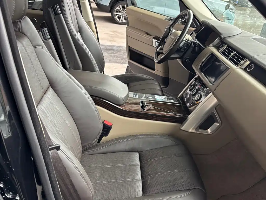 Land Rover Range Rover — миниатюра 16