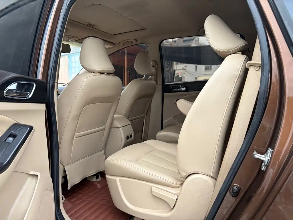Baojun 730 — миниатюра 9