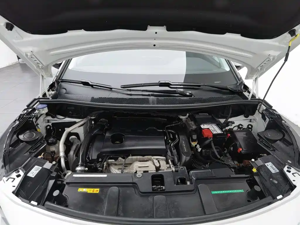 Peugeot 5008 — миниатюра 6