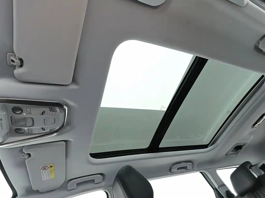 Peugeot 5008 — миниатюра 14