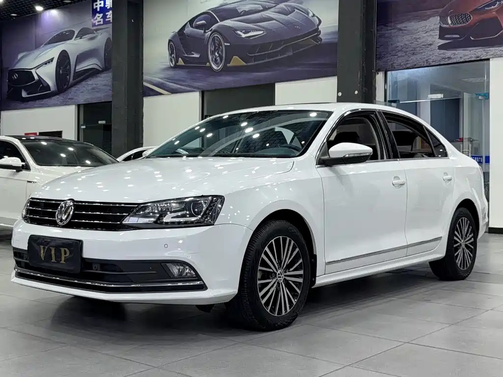 Volkswagen Sagitar 2017