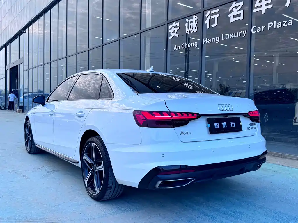 Audi A4L — миниатюра 5