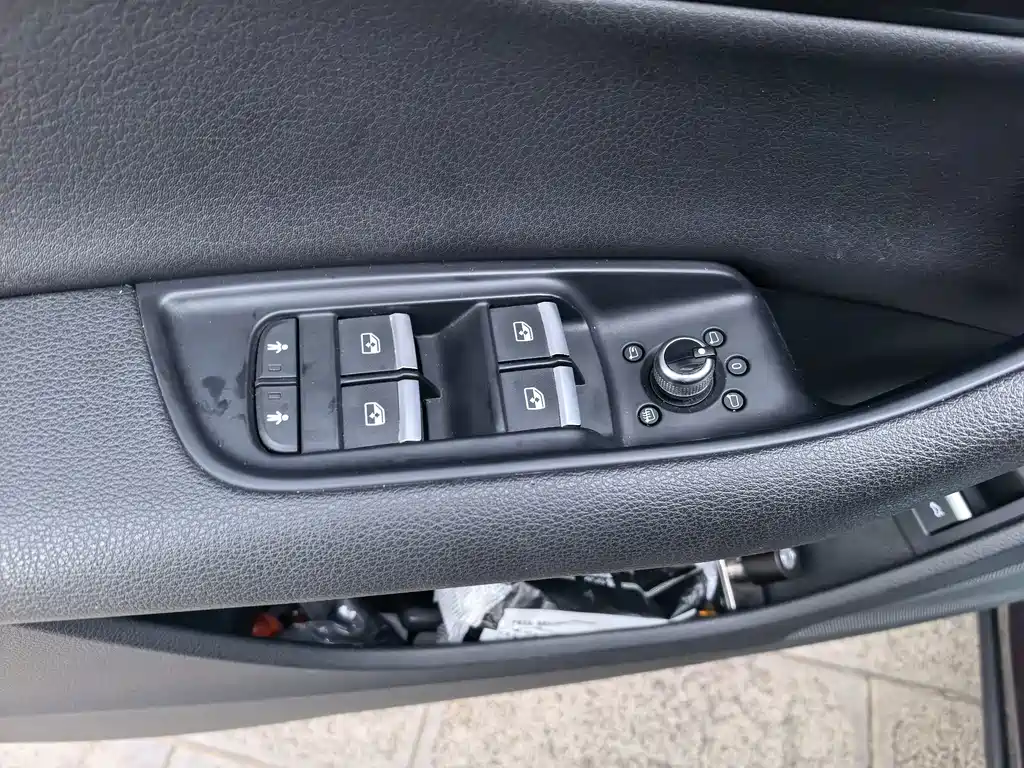 Audi Q7 — миниатюра 31