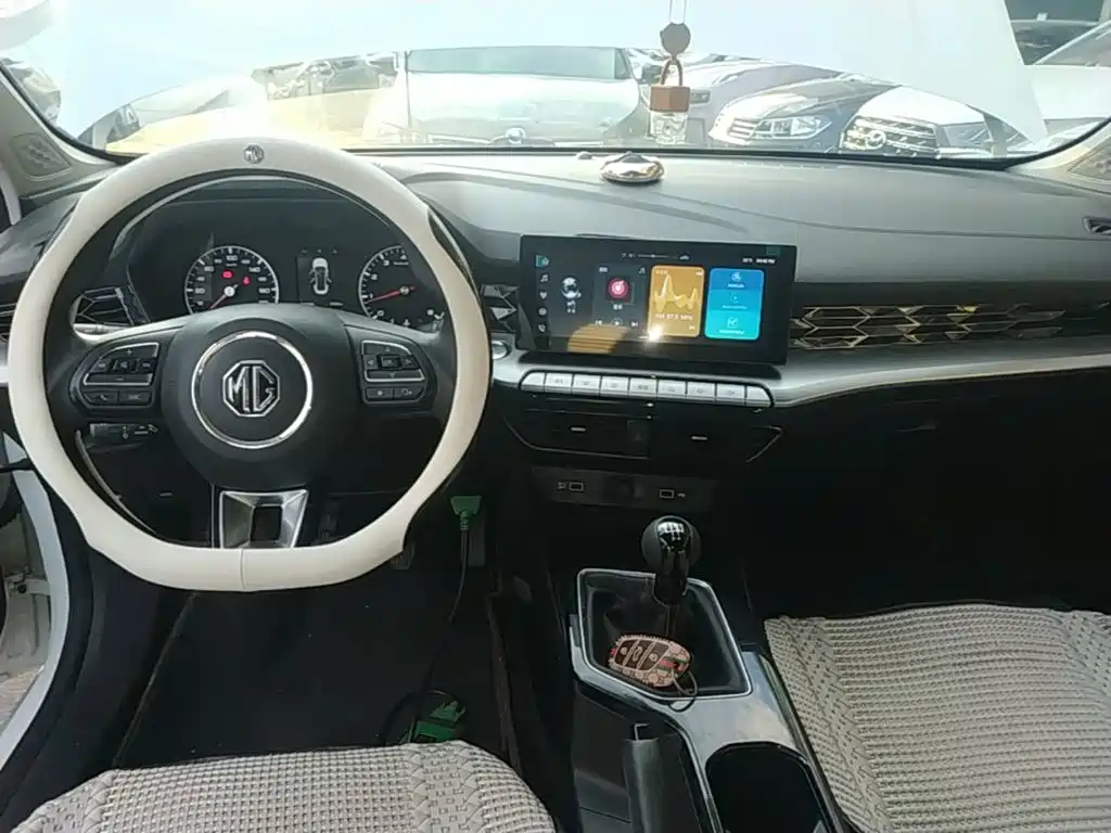MG MG5 — миниатюра 10