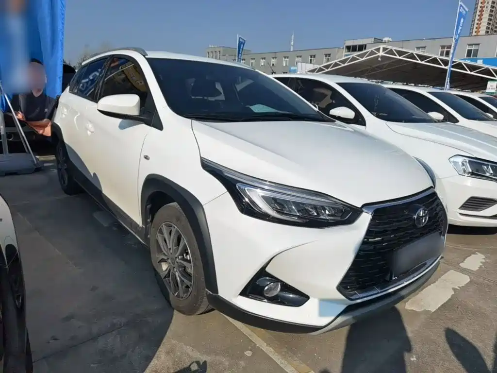 Toyota Yaris L — миниатюра 4