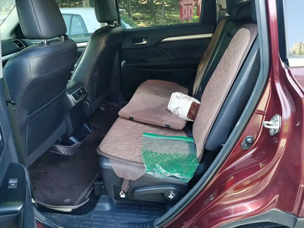 Toyota Highlander — миниатюра 15