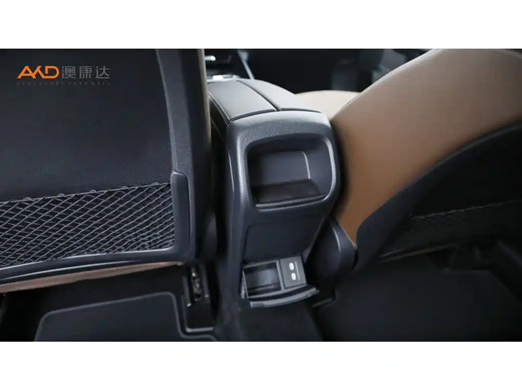 Mercedes-Benz GLB AMG — миниатюра 9