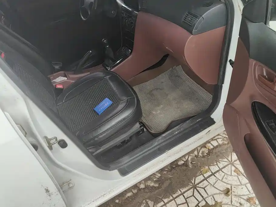 BYD F3 — миниатюра 8