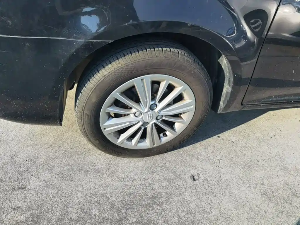 Geely King Kong — миниатюра 23