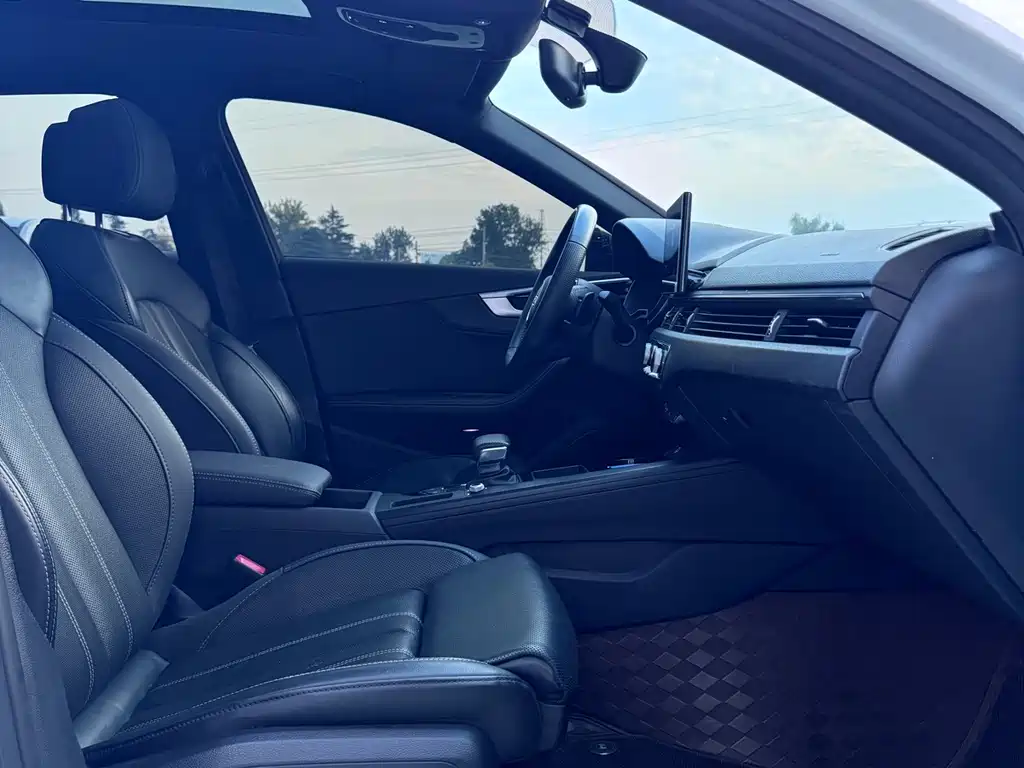 Audi A4L — миниатюра 11