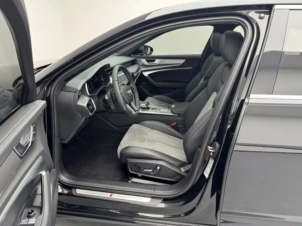 Audi A6L — миниатюра 15