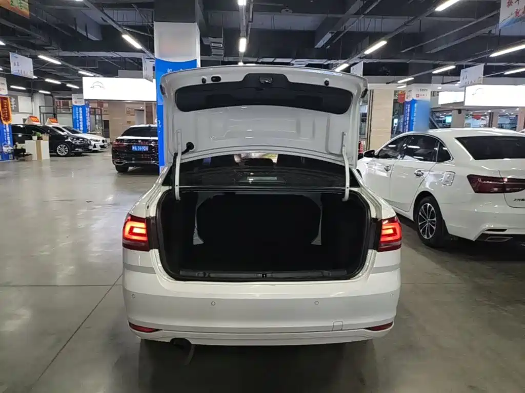 Volkswagen Lavida — миниатюра 19
