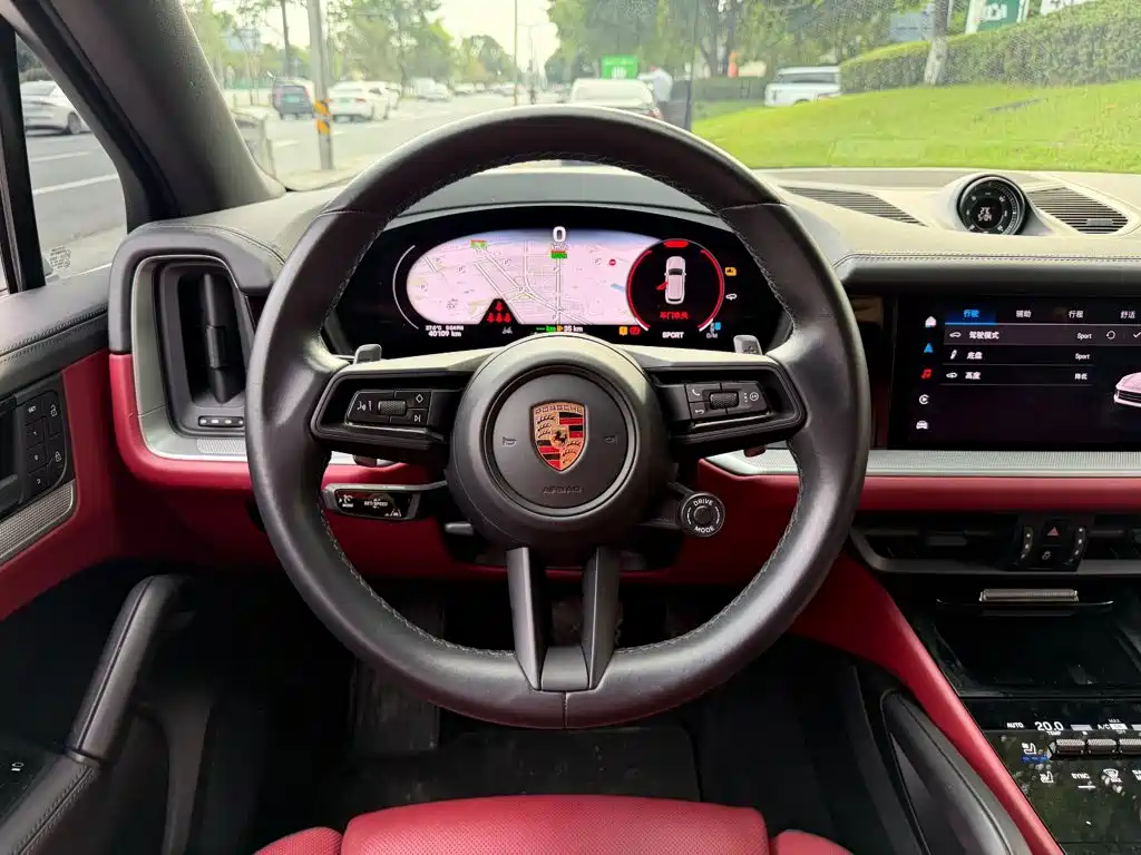 Porsche Cayenne Hybrid — миниатюра 13