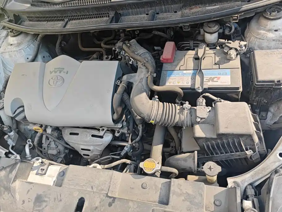 Toyota Yaris L — миниатюра 10