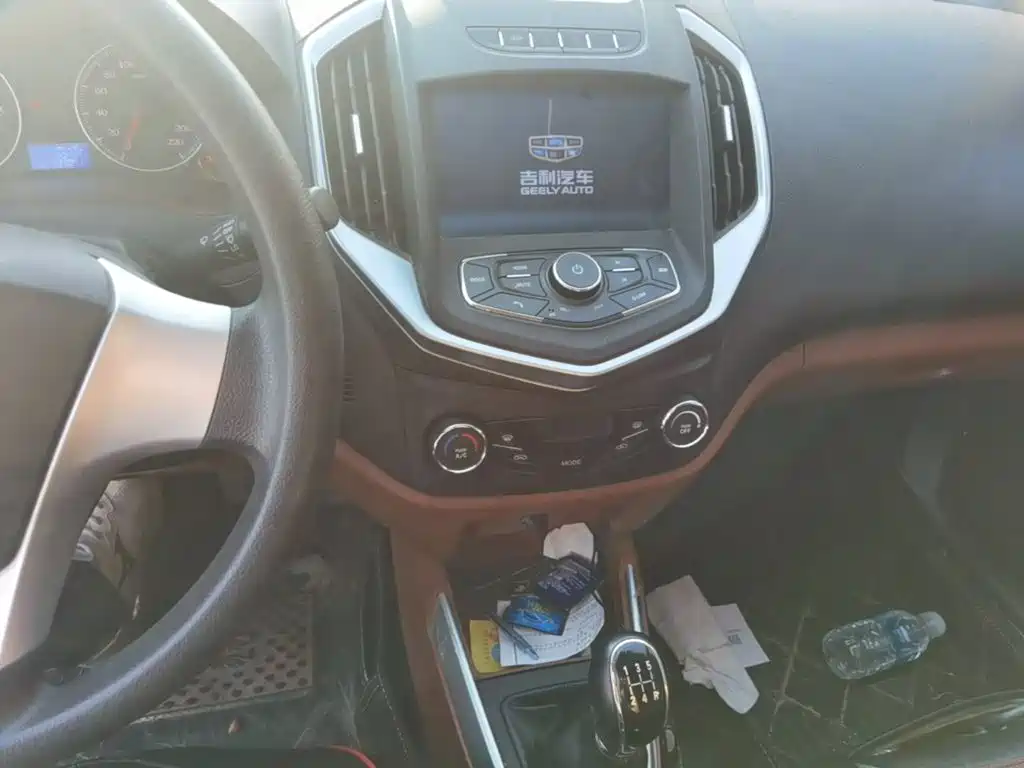 Geely King Kong — миниатюра 13