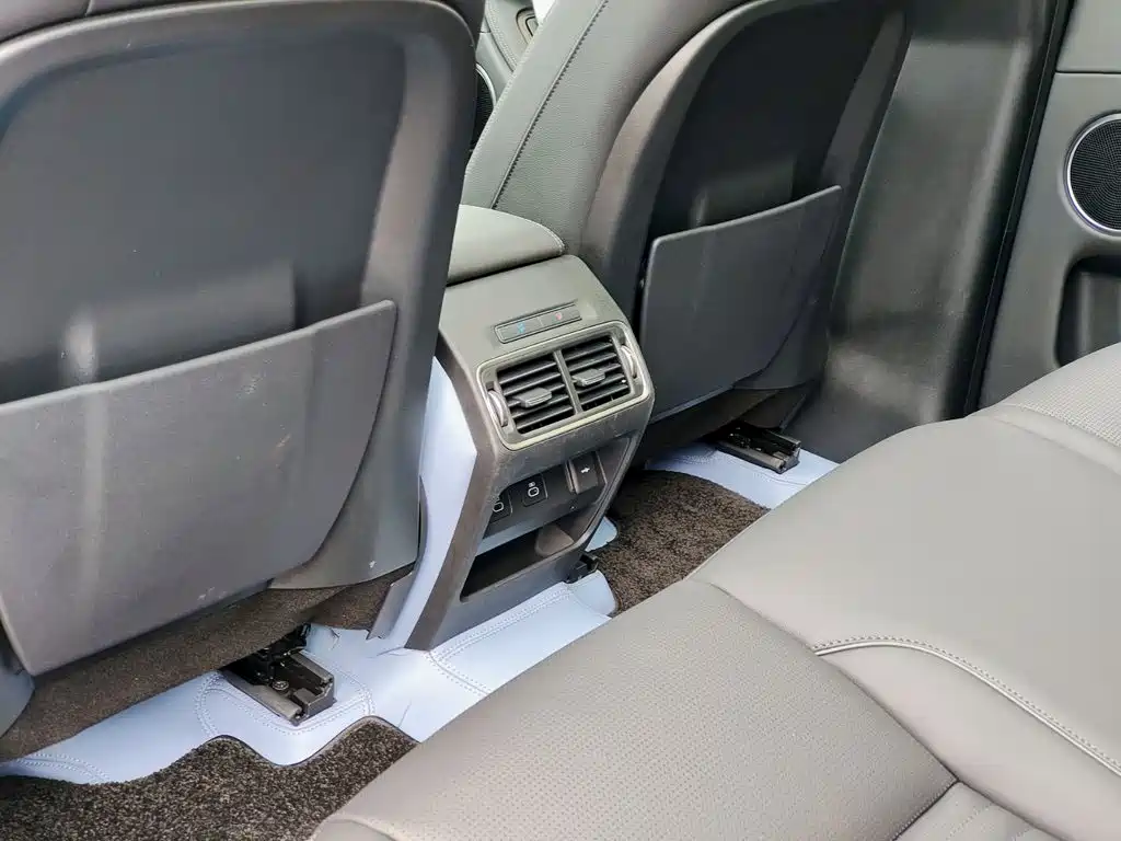 Land Rover Discovery Sport — миниатюра 9