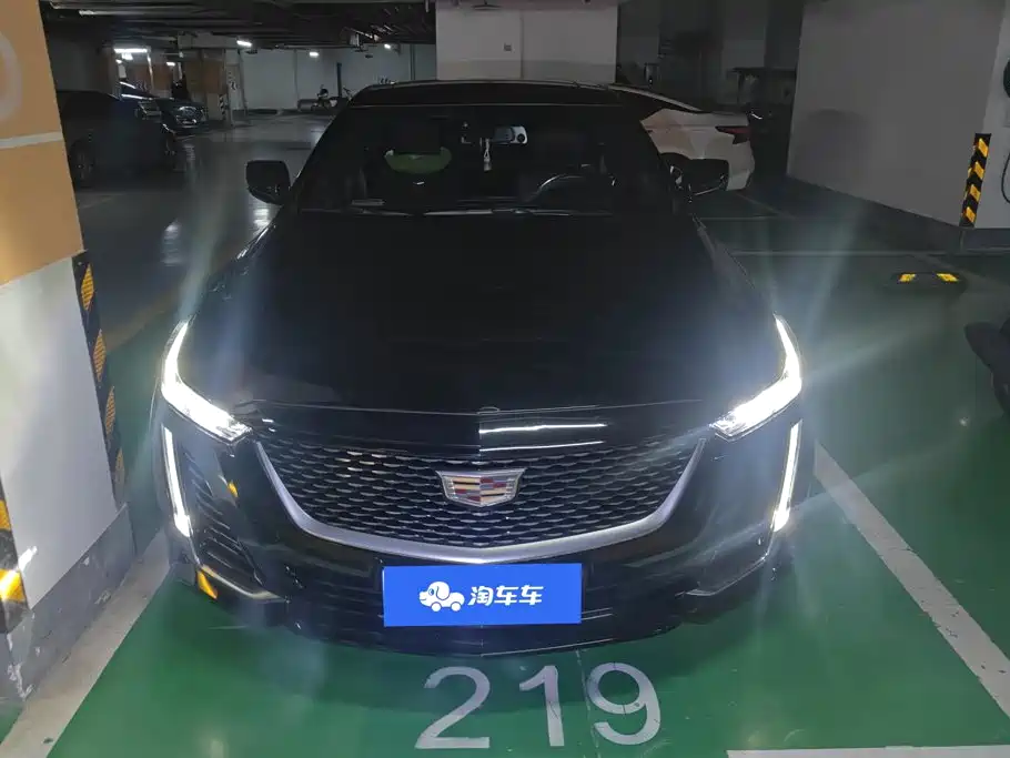 Cadillac CT5 — миниатюра 2