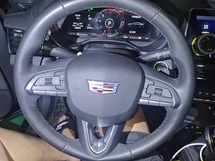 Cadillac CT5 — миниатюра 15