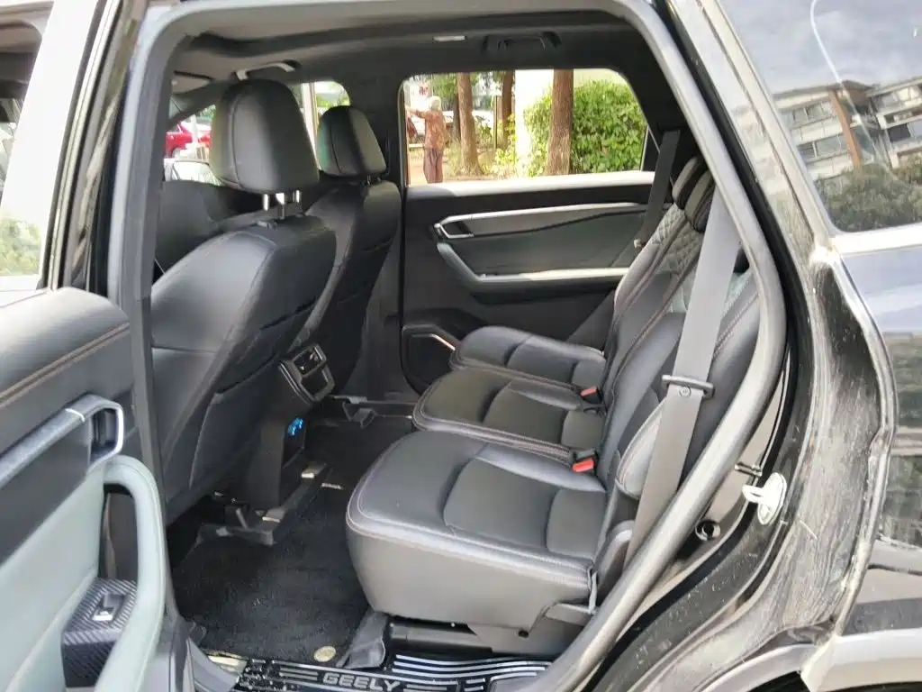 Geely Haoyue L — миниатюра 14
