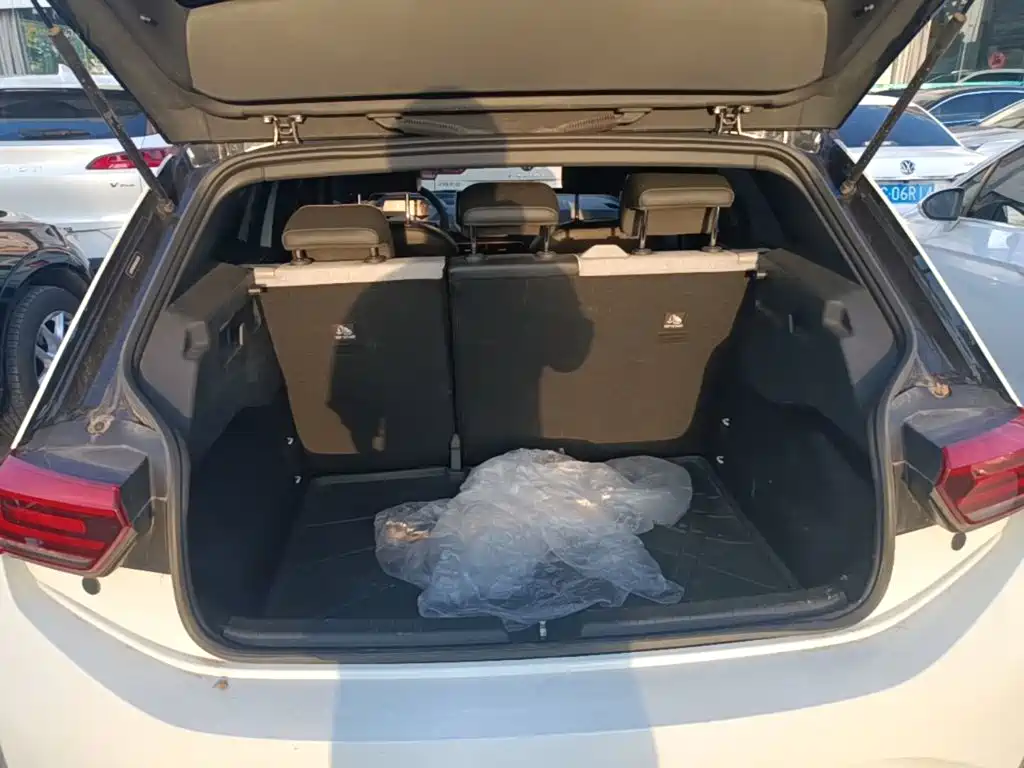 Volkswagen ID.3 — миниатюра 19