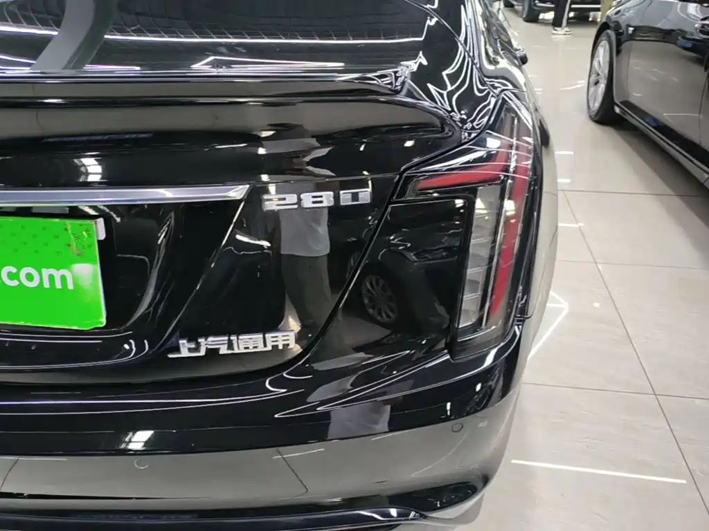 Cadillac CT5 — миниатюра 8