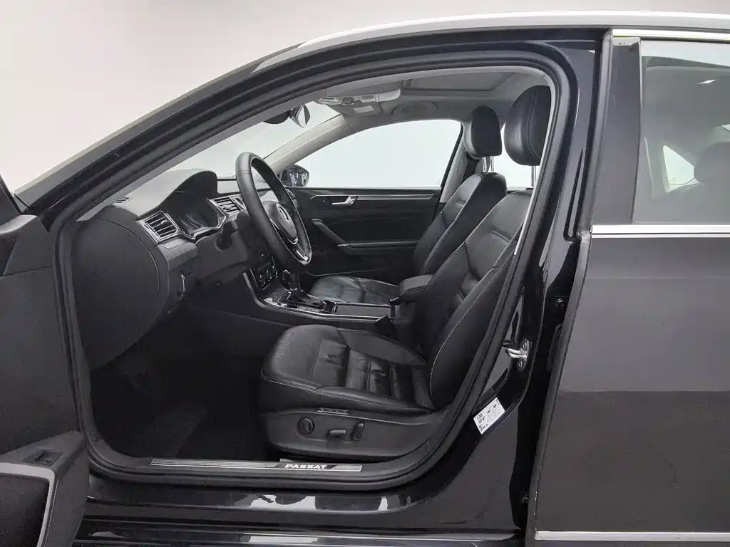 Volkswagen Passat — миниатюра 10