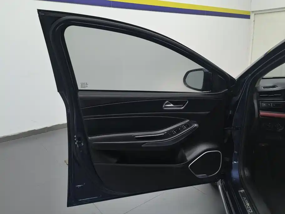 Chery Arrizo 5 PLUS — миниатюра 7
