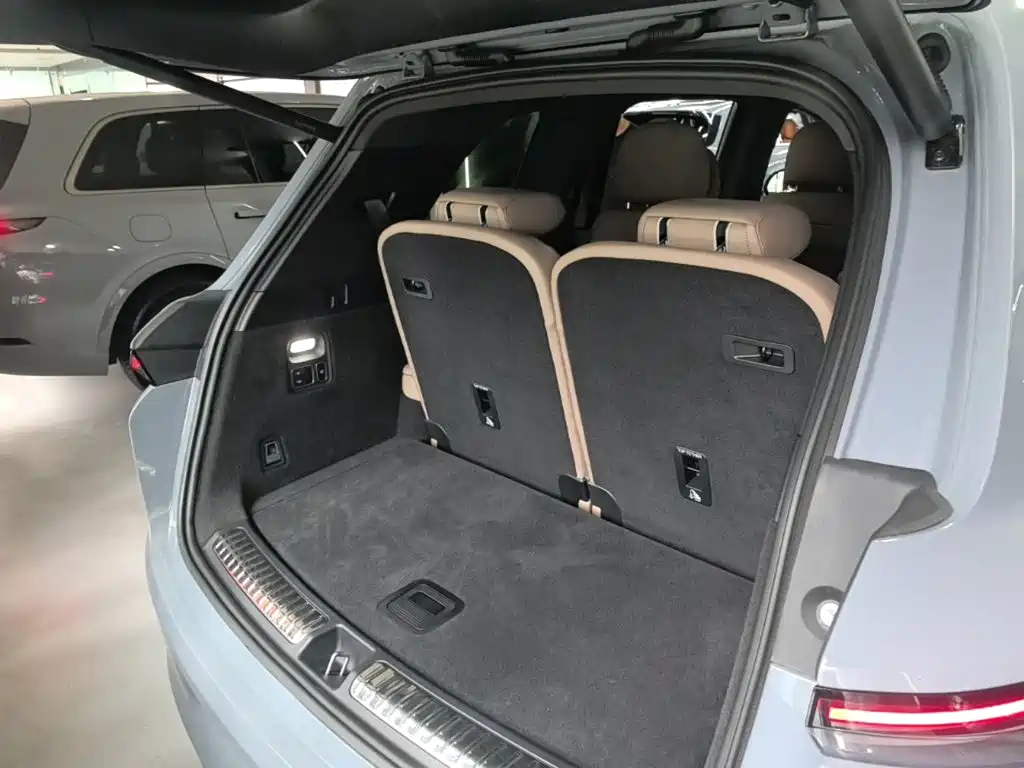 Li Auto Li L8 — миниатюра 19