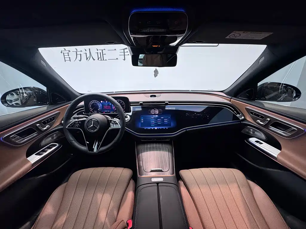 MERCEDES-BENZ E CLASS