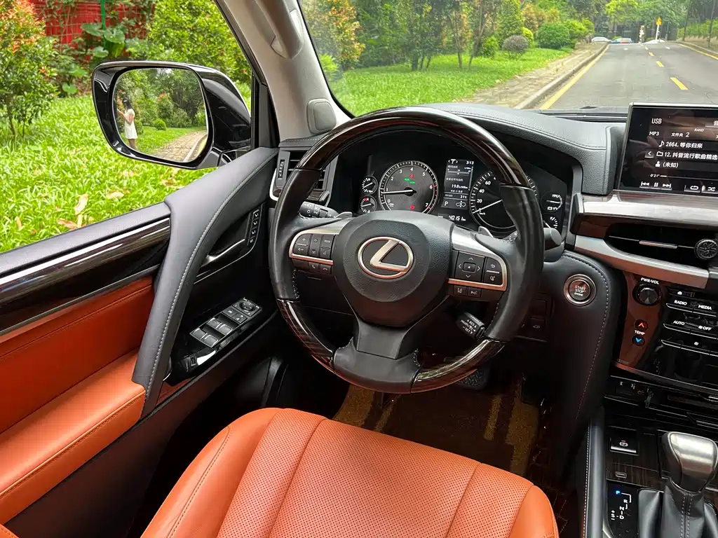 Lexus LX 2020 570