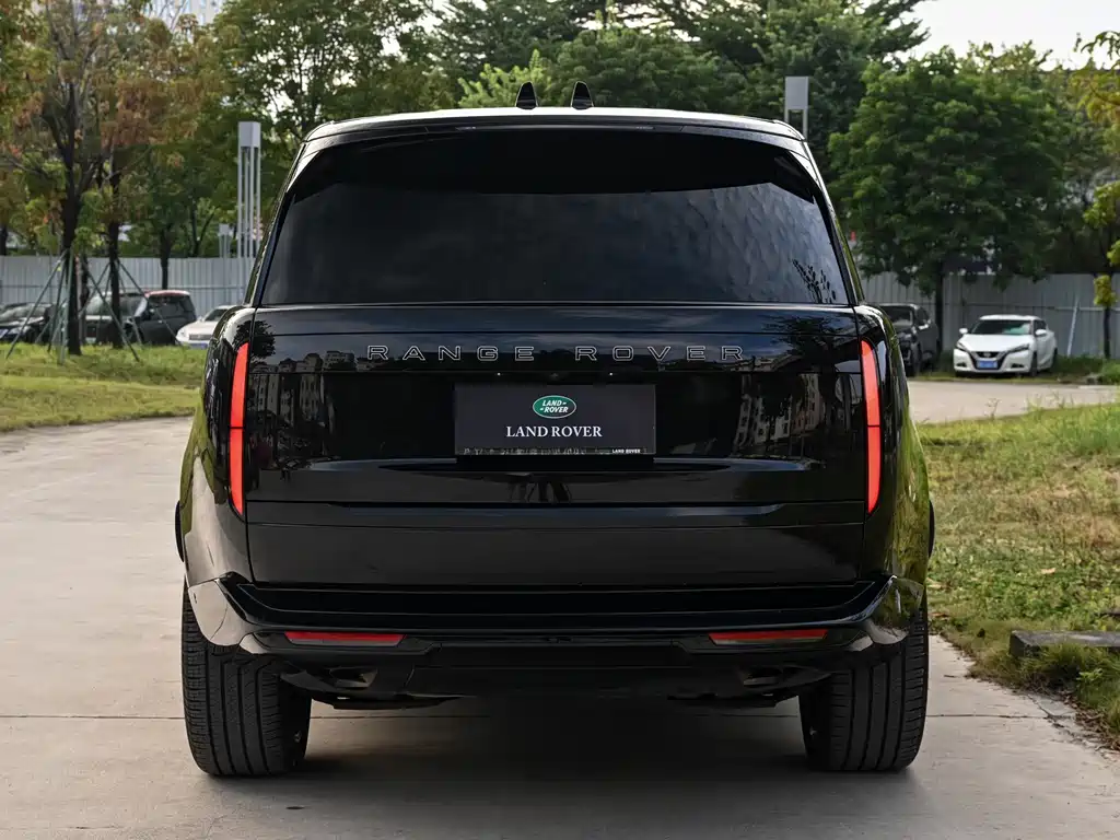 Land Rover Range Rover — миниатюра 5