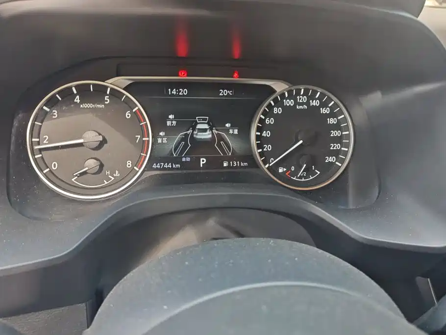 Nissan X-Trail — миниатюра 14