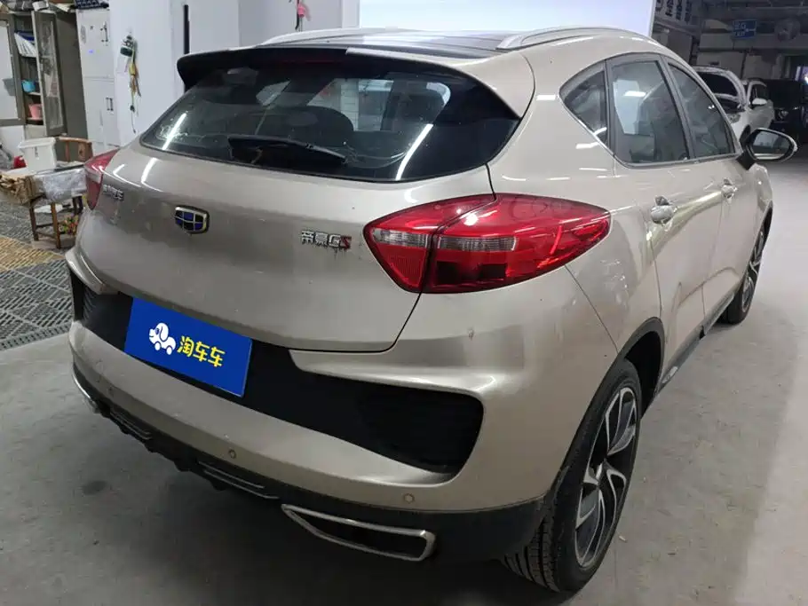 Geely Emgrand GS — миниатюра 3