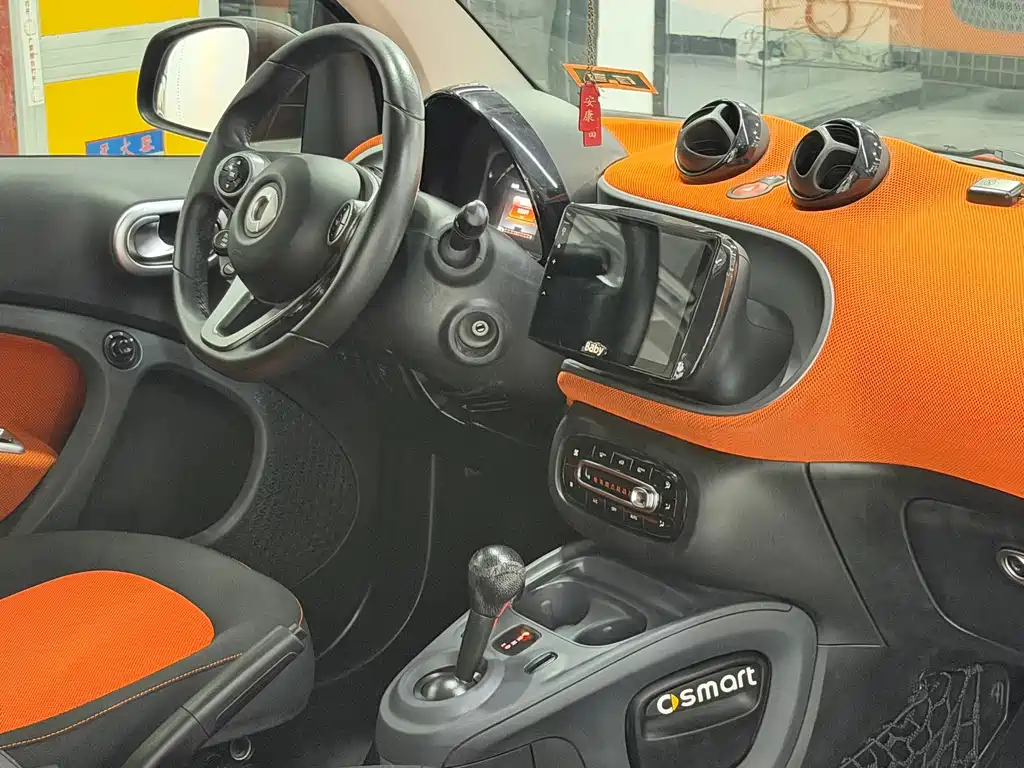 smart Smart Fortwo — миниатюра 10