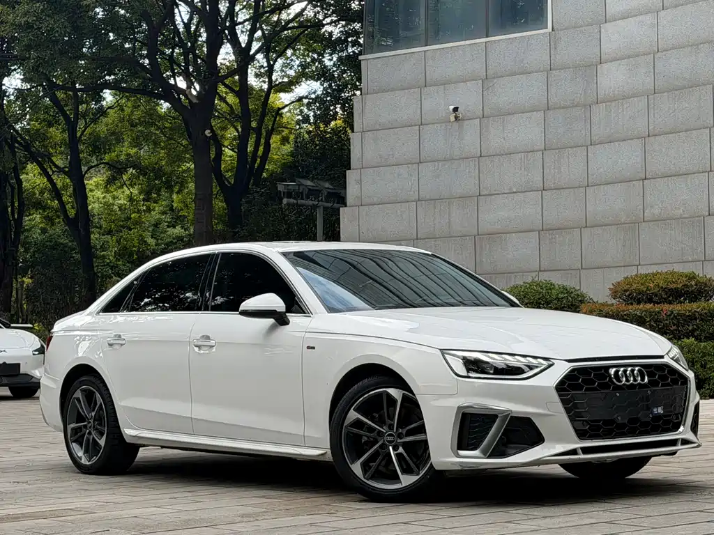 Audi A4L — миниатюра 2