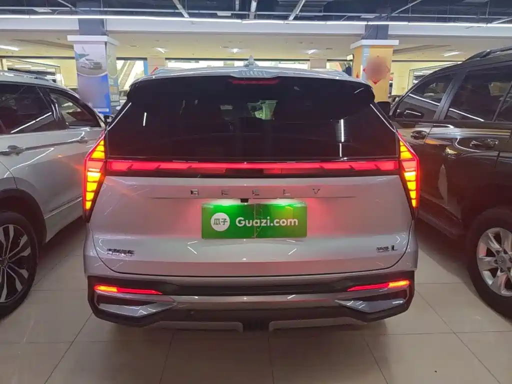 Geely Boyue L — миниатюра 6