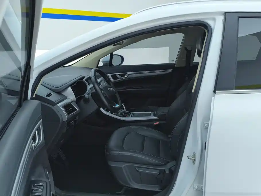 Geely Emgrand GS — миниатюра 9