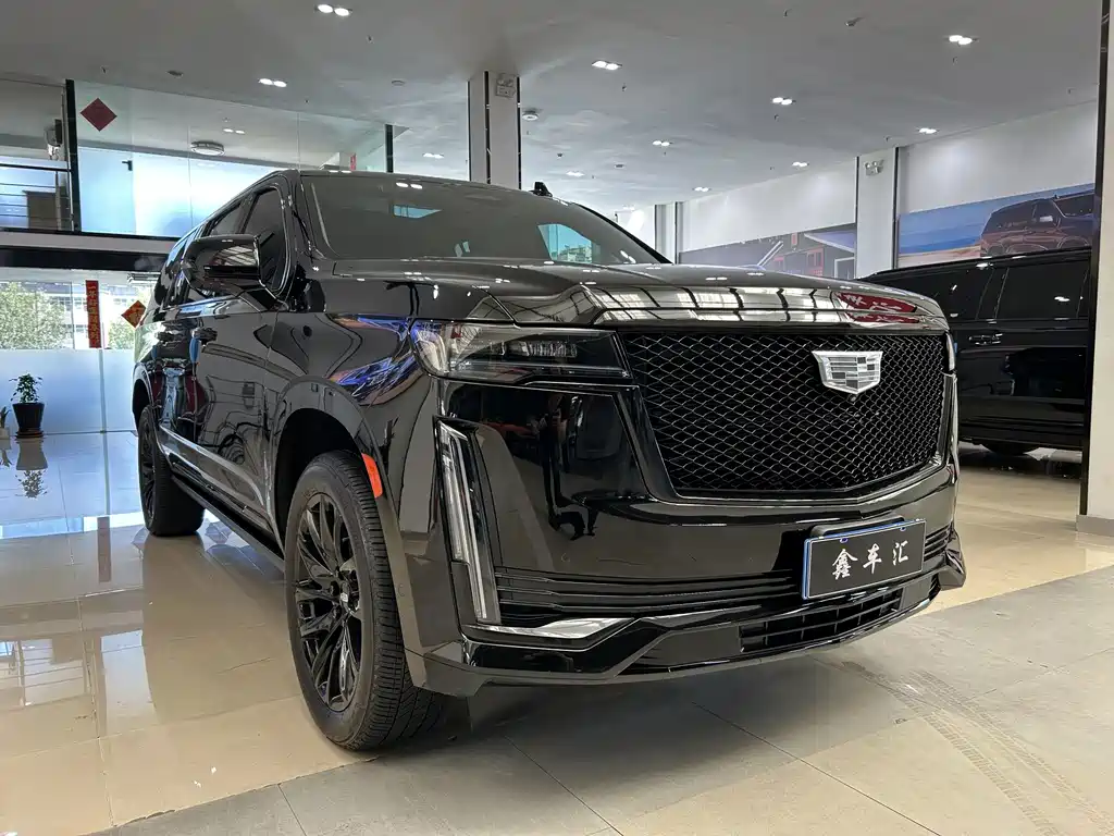 Cadillac Escalade — миниатюра 4