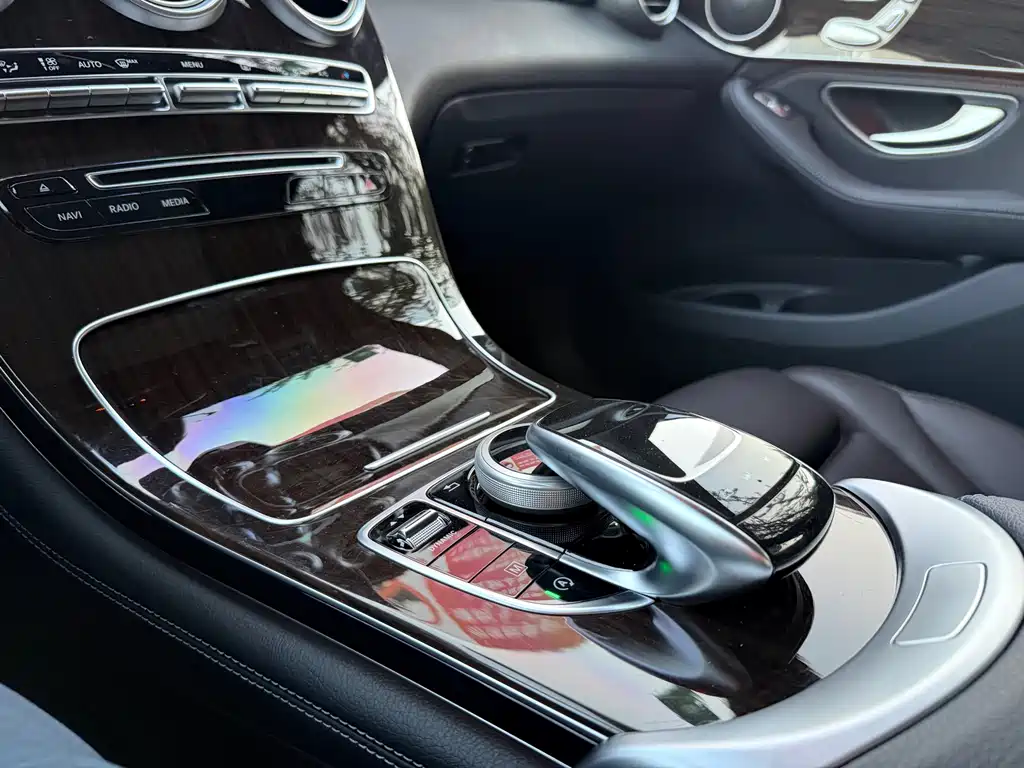 Mercedes-Benz GLC — миниатюра 17