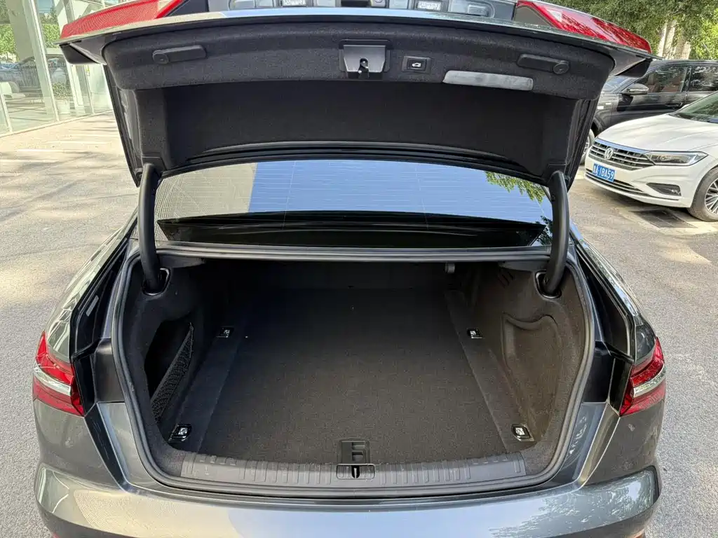 Audi A6L — миниатюра 14